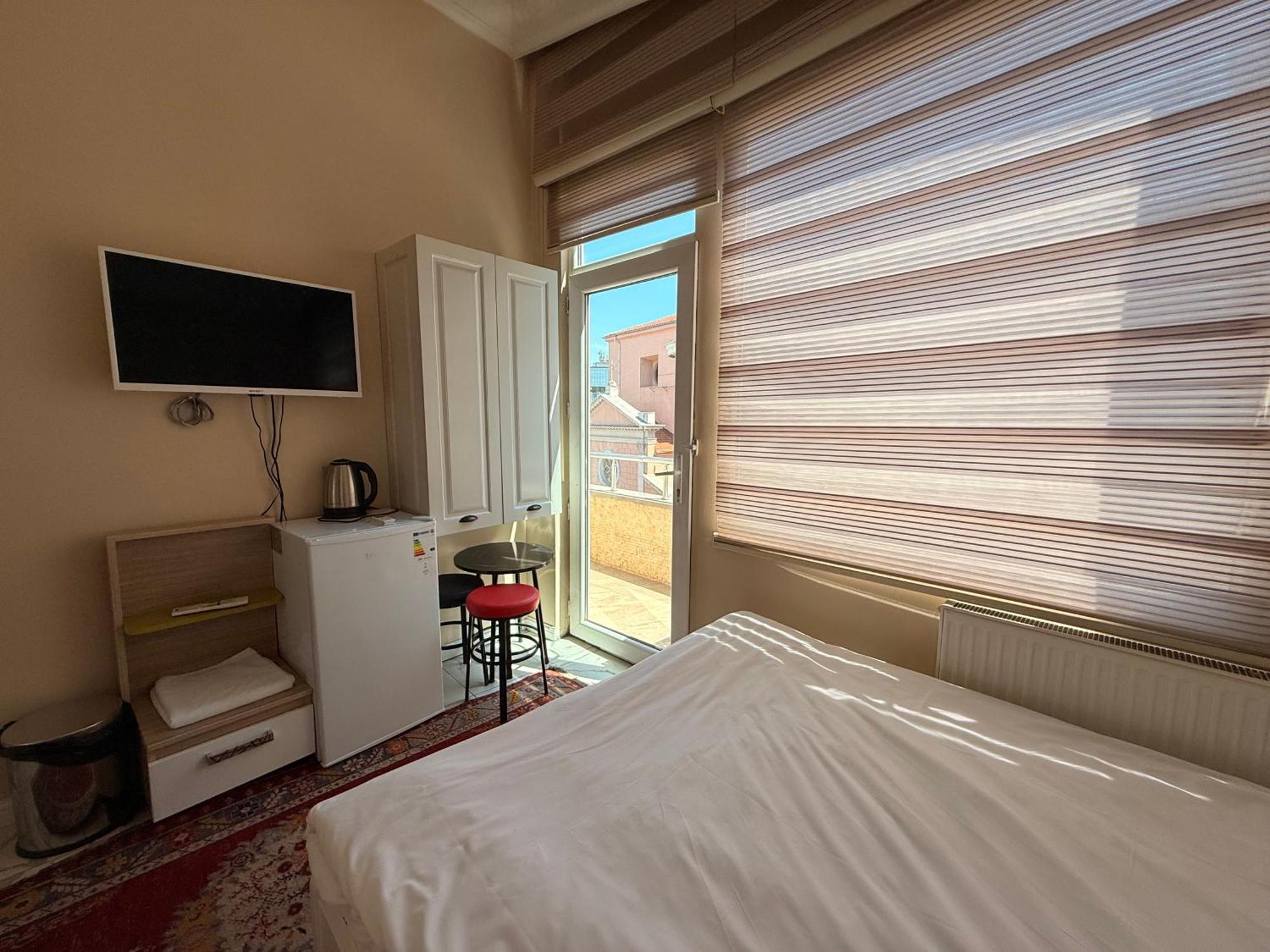 Iq Hotel Istanbul Exterior photo